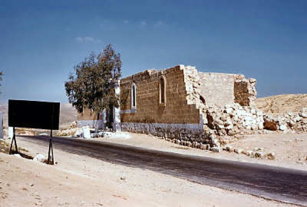خان السامري الصالح (الخان الأحمر) | فلسطيننا خان السامري الصالح (الخان الأحمر) | فلسطيننا